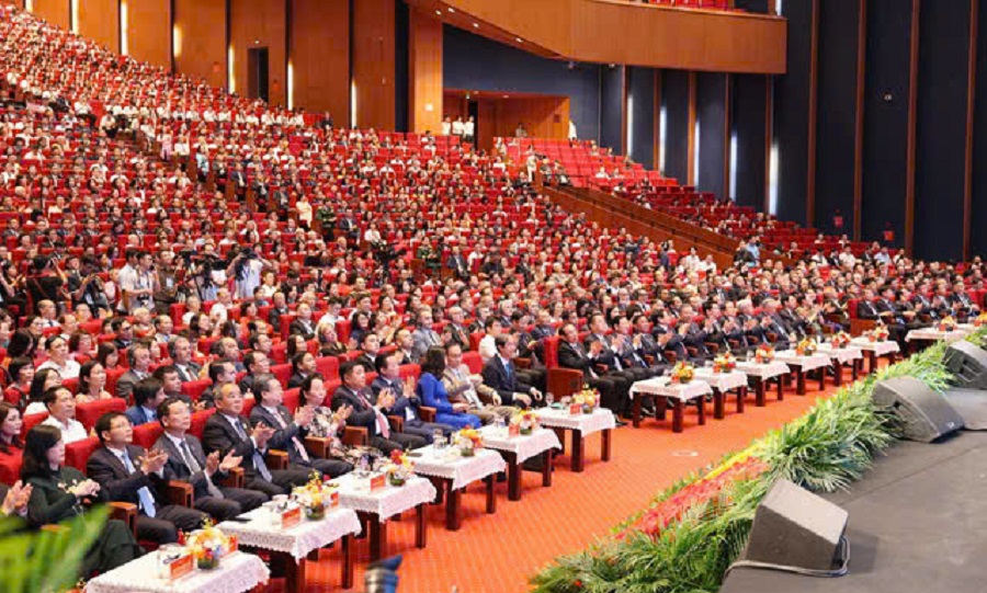 Các đồng chí lãnh đạo Đảng, Nhà nước và các đại biểu dự lễ khai giảng năm học 2025-2026 và kỷ niệm 80 năm truyền thống ngành Giáo dục tại điểm cầu Trung tâm Triển lãm Quốc gia, Hà Nội Các đồng chí lãnh đạo Đảng, Nhà nước và các đại biểu dự lễ khai giảng năm học 2025-2026 và kỷ niệm 80 năm truyền thống ngành Giáo dục tại điểm cầu Trung tâm Triển lãm Quốc gia, Hà Nội