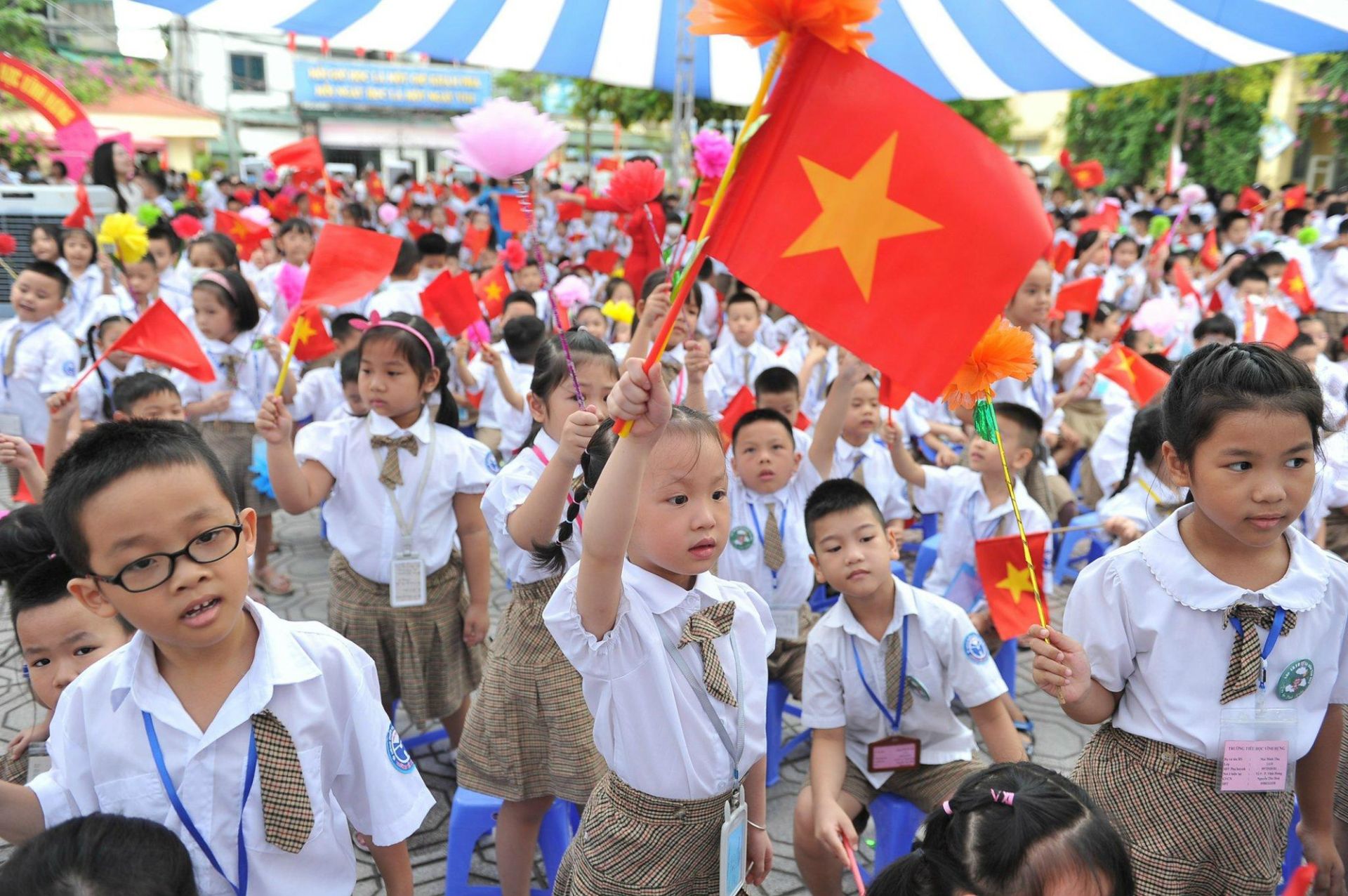 Nhiều nơi trên cả nước ngày 5/9 trời nắng, chiều tối có mưa. Nhiều nơi trên cả nước ngày 5/9 trời nắng, chiều tối có mưa.