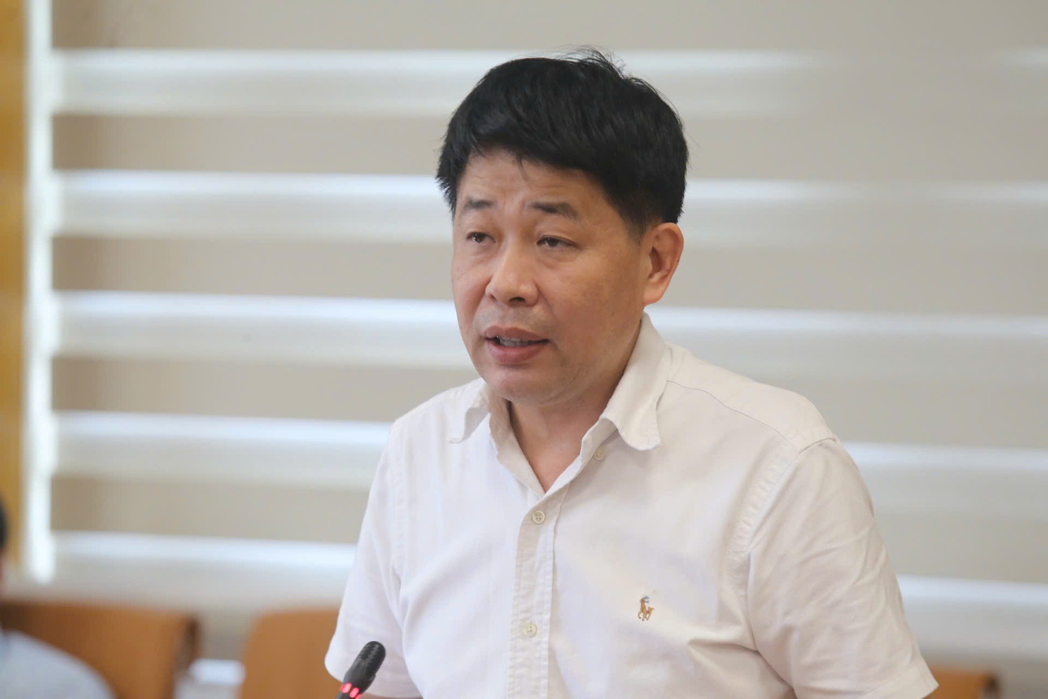 Ông Mai Văn Phấn - Phó Cục trưởng Cục Quản lý đất đai - thông tin tại họp báo.