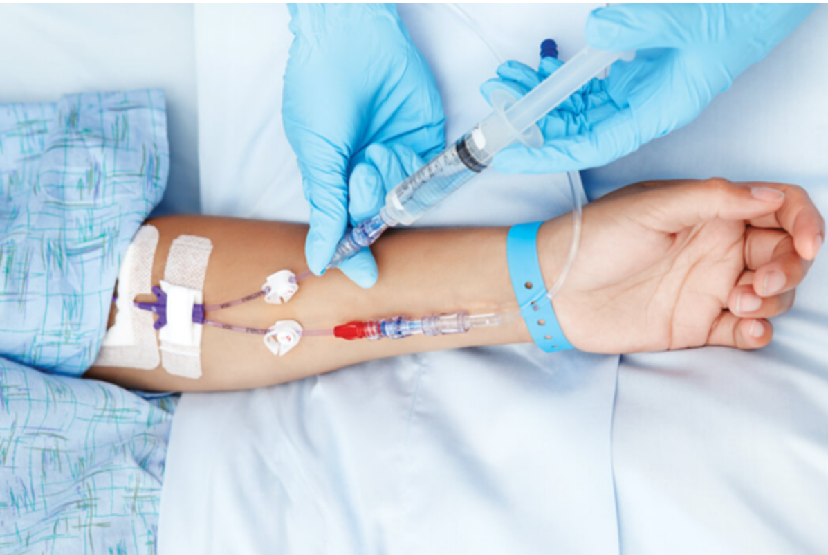 Thuốc hóa trị được đưa vào cơ thể người bệnh