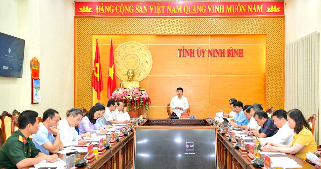 Thường trực Tỉnh ủy Ninh Bình cho ý kiến vào nhiều nội dung quan trọng