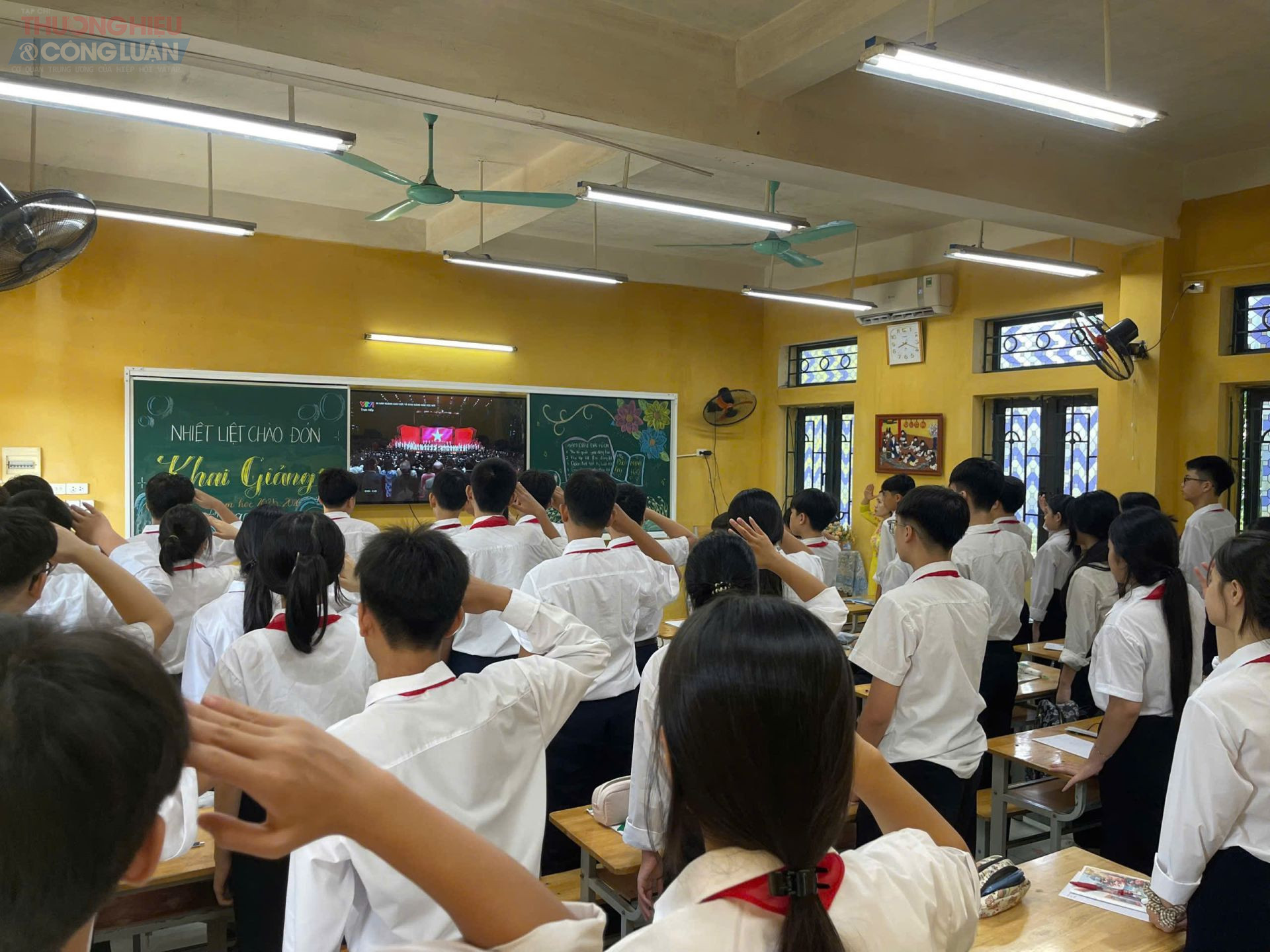 Lần đầu tiên trong lịch sử, lễ khai giảng sẽ được kết nối trực tuyến tới toàn bộ các cơ sở giáo dục, từ bậc mầm non, phổ thông cho đến đại học và giáo dục nghề nghiệp, cả công lập và ngoài công lập. Điều này tạo nên một không khí khai trường đồng loạt, thống nhất và có ý nghĩa sâu sắc, thể hiện sự gắn kết của toàn ngành giáo dục trong bước chuyển mình mới.