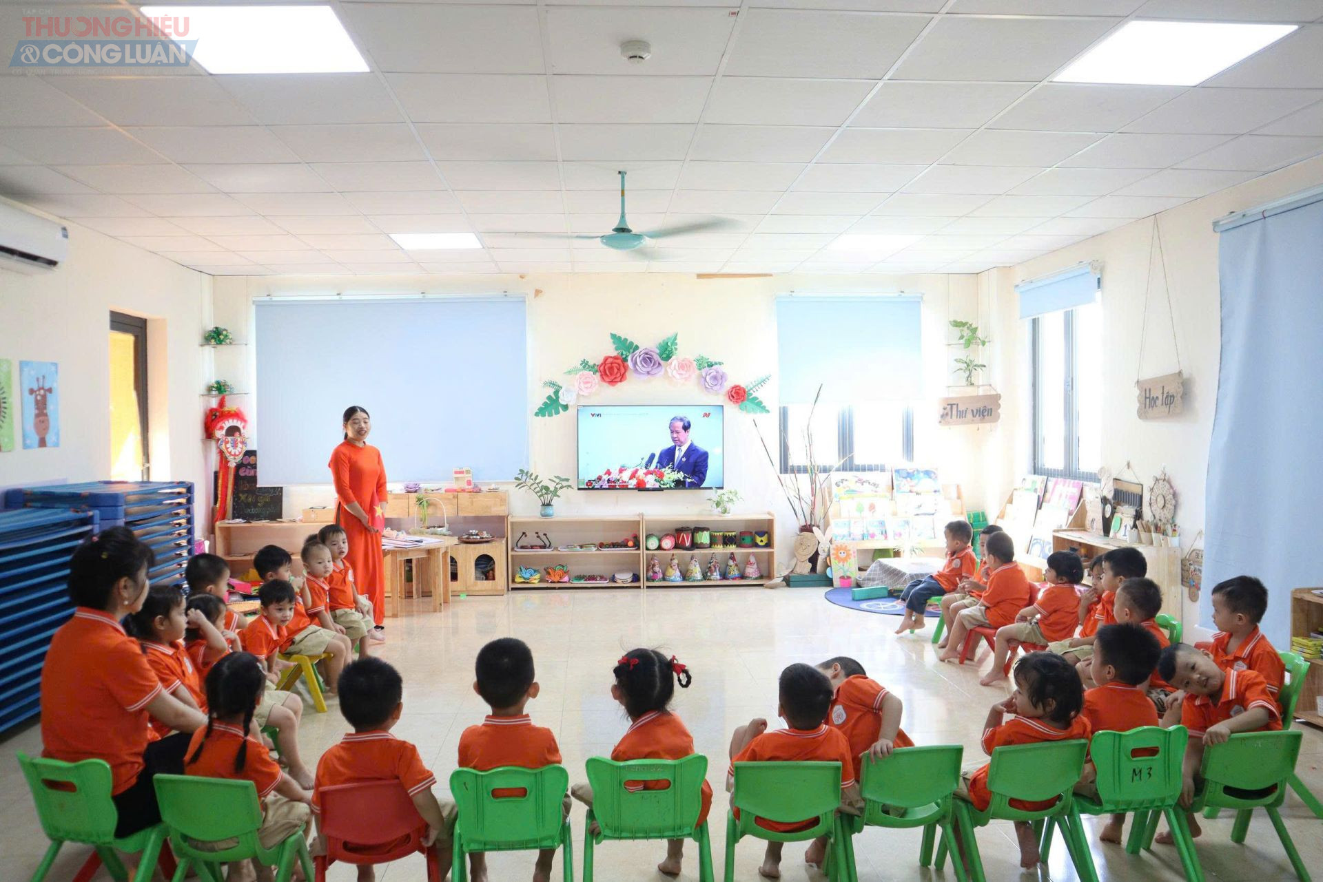 Lần đầu tiên trong lịch sử, lễ khai giảng được kết nối trực tuyến tới toàn bộ các cơ sở giáo dục, từ bậc mầm non, phổ thông cho đến đại học và giáo dục nghề nghiệp, cả công lập và ngoài công lập.