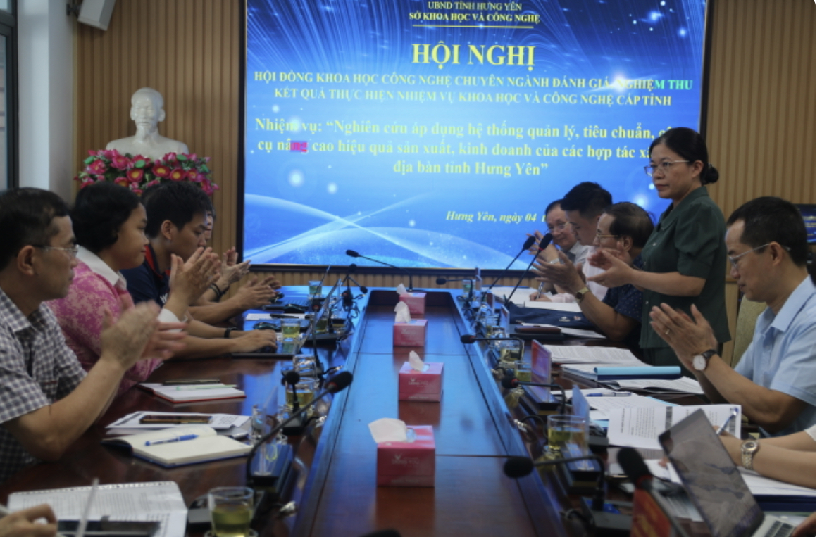 Bà Nguyễn Thái Kiều Ngân - PGĐ Sở Khoa học và Công nghệ tỉnh Hưng Yên chủ trì hội nghị