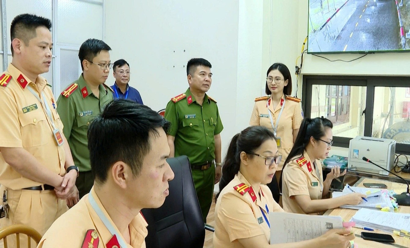 Công an Ninh Bình đẩy mạnh mạnh ứng dụng công nghệ, minh bạch trong sát hạch cấp giấy phép lái xe