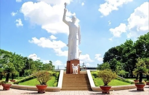 Di tích lịch sử Ngã tư Đức Hòa