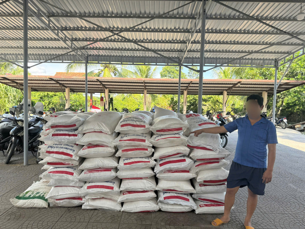 Tây Ninh: Bắt quả tang đối tượng vận chuyển 4,4 tấn đường lậu