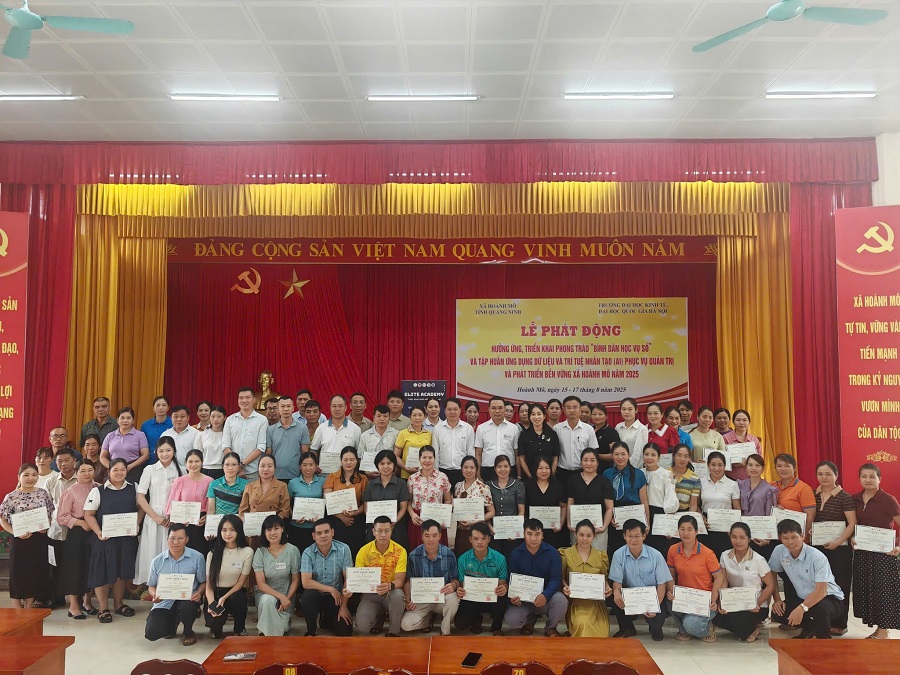 Xã Hoành Mô phát động phong trào “Bình dân học vụ số” và tập huấn ứng dụng AI