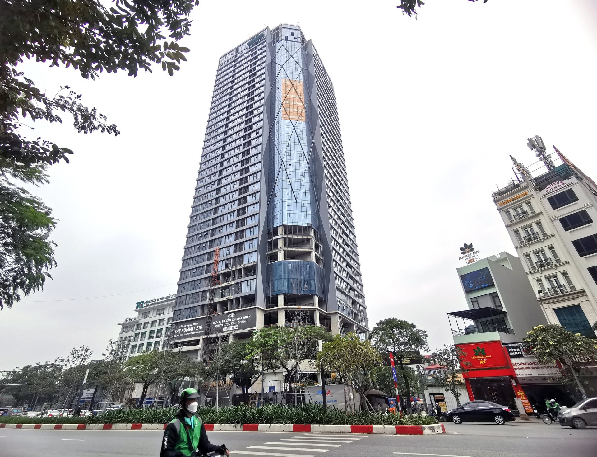 Tòa nhà dự án Summit Building số 216 Trần Duy Hưng, Hà Nội do Veracity làm chủ đầu tư Tòa nhà dự án Summit Building số 216 Trần Duy Hưng, Hà Nội do Veracity làm chủ đầu tư