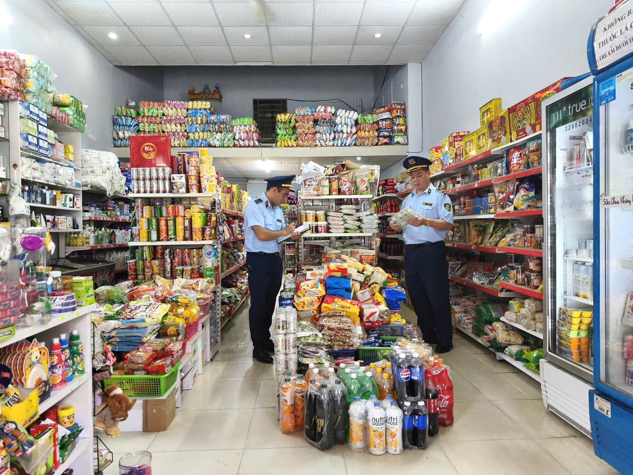 lực lượng Quản lý thị trường Lạng Sơn