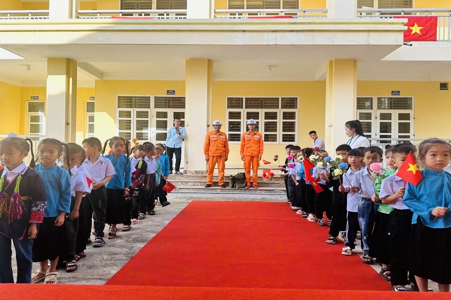 PC Quảng Ninh đảm bảo cung cấp điện an toàn cho năm học mới 2025 – 2026