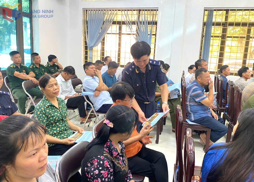 Hải quan khu vực VIII đẩy mạnh công tác dân vận