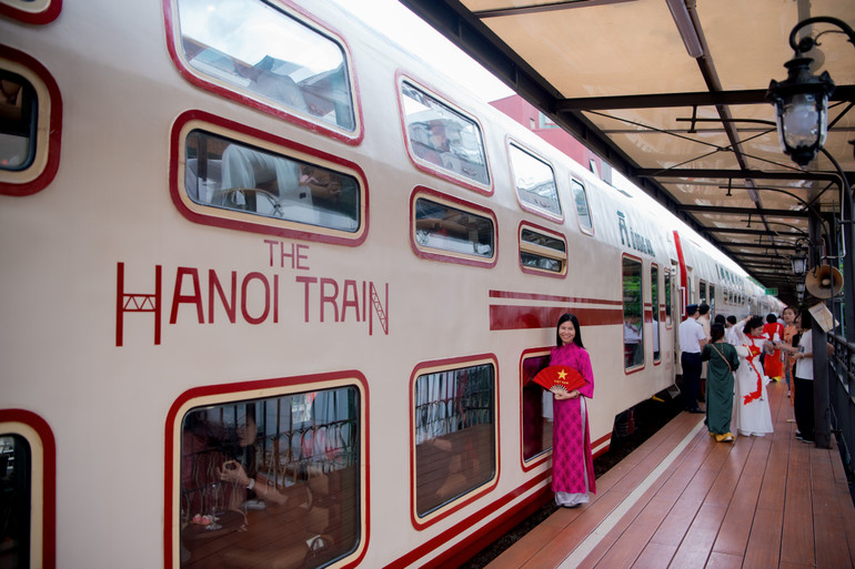 Hướng dẫn đặt vé tàu du lịch ‘Hà Nội 5 Cửa Ô”