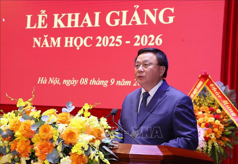 GS.TS Nguyễn Xuân Thắng phát biểu khai giảng năm học 2025-2026 của Học viện Chính trị quốc gia Hồ Chí Minh - Ảnh: TTXVN GS.TS Nguyễn Xuân Thắng phát biểu khai giảng năm học 2025-2026 của Học viện Chính trị quốc gia Hồ Chí Minh - Ảnh: TTXVN