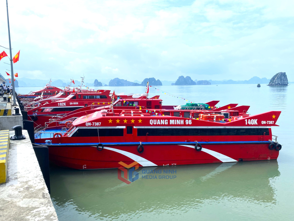 Ban Chỉ huy Phòng thủ dân sự tỉnh Quảng Ninh thông báo tạm ngừng cấp phép tàu từ 11 giờ, ngày 8/9.