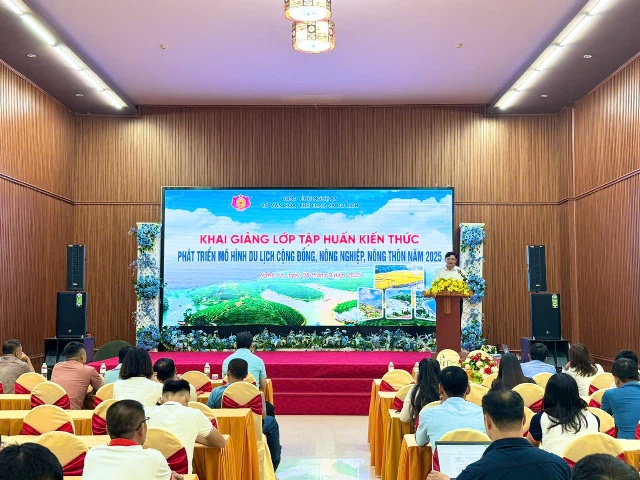 Nghệ An mở lớp tập huấn phát triển mô hình du lịch cộng đồng, nông nghiệp và nông thôn