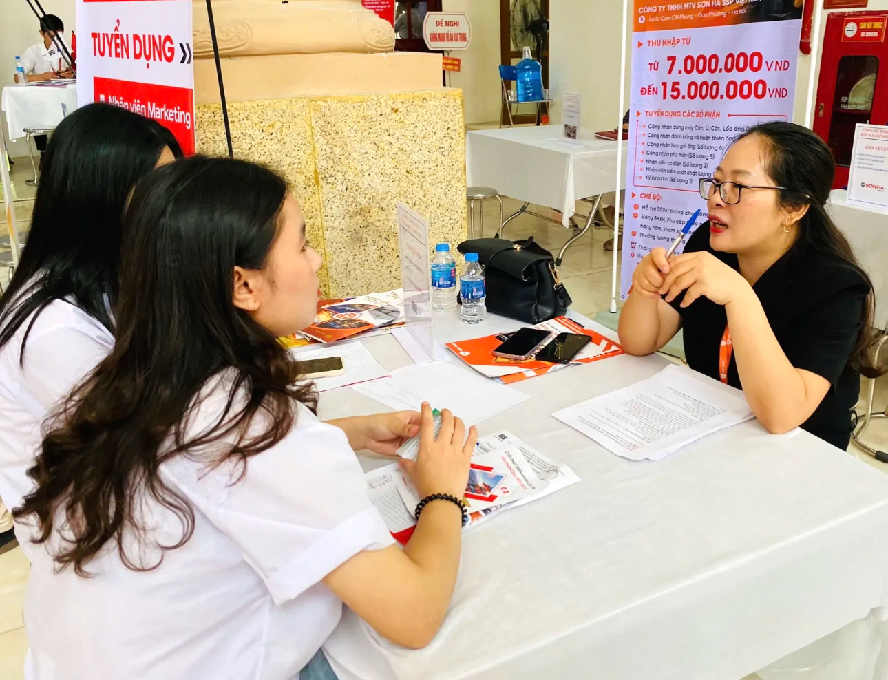 Hà Nội: Giải quyết việc làm cho 15.123 người lao động trong tháng 8/2025