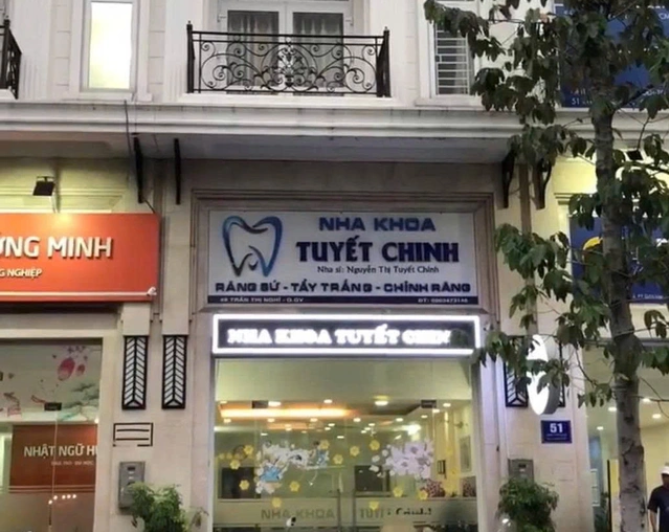 Cơ sở nha khoa Tuyết Chinh trên đường Trần Thị Nghỉ Cơ sở nha khoa Tuyết Chinh trên đường Trần Thị Nghỉ