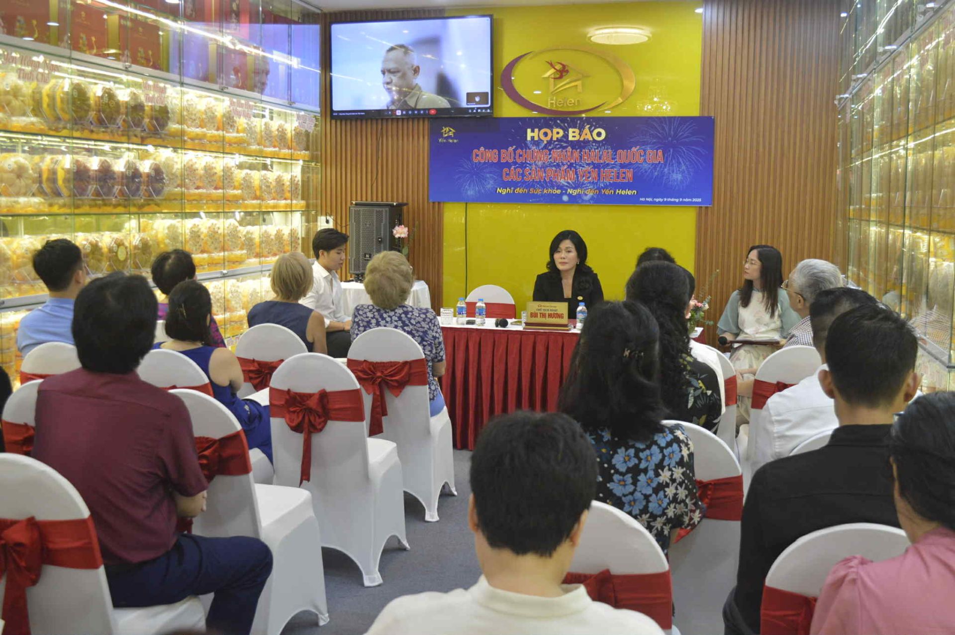 Sản phẩm của Yến Helen nhận Chứng nhận Halal quốc gia