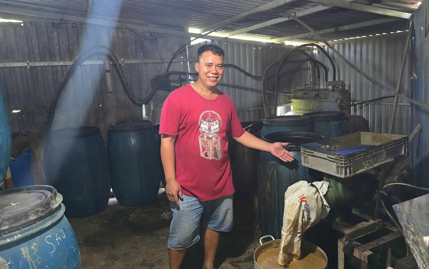 Chân chất, giản dị nhưng giàu nghị lực, anh Thắng đã biến đam mê thành “trái ngọt” từ những góc xưởng đơn sơ này.