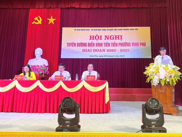 Các đồng chí chủ trị hội nghị. Các đồng chí chủ trị hội nghị.