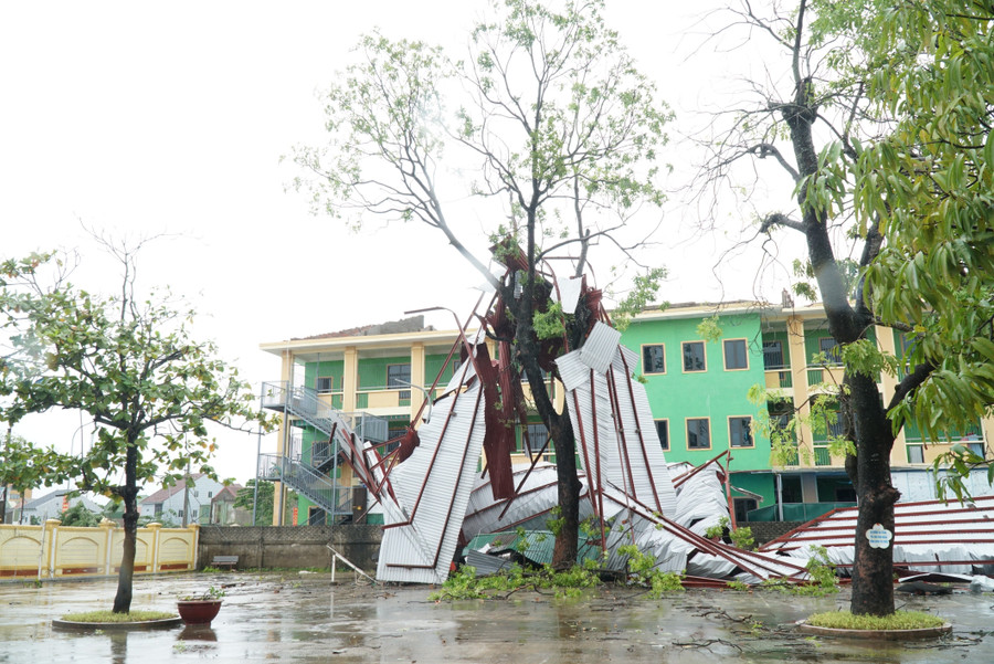 Sở Giáo dục và Đào tạo các tỉnh, thành phố khẩn trương lên phương án ứng phó bão số 7