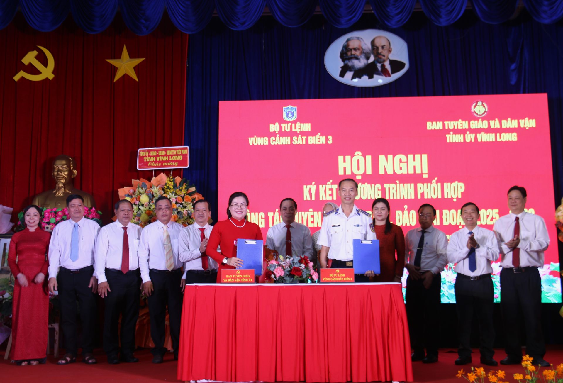 Bộ Tư lệnh Vùng Cảnh sát biển 3 tăng cường phối hợp tuyên truyền, giáo dục về biển, đảo