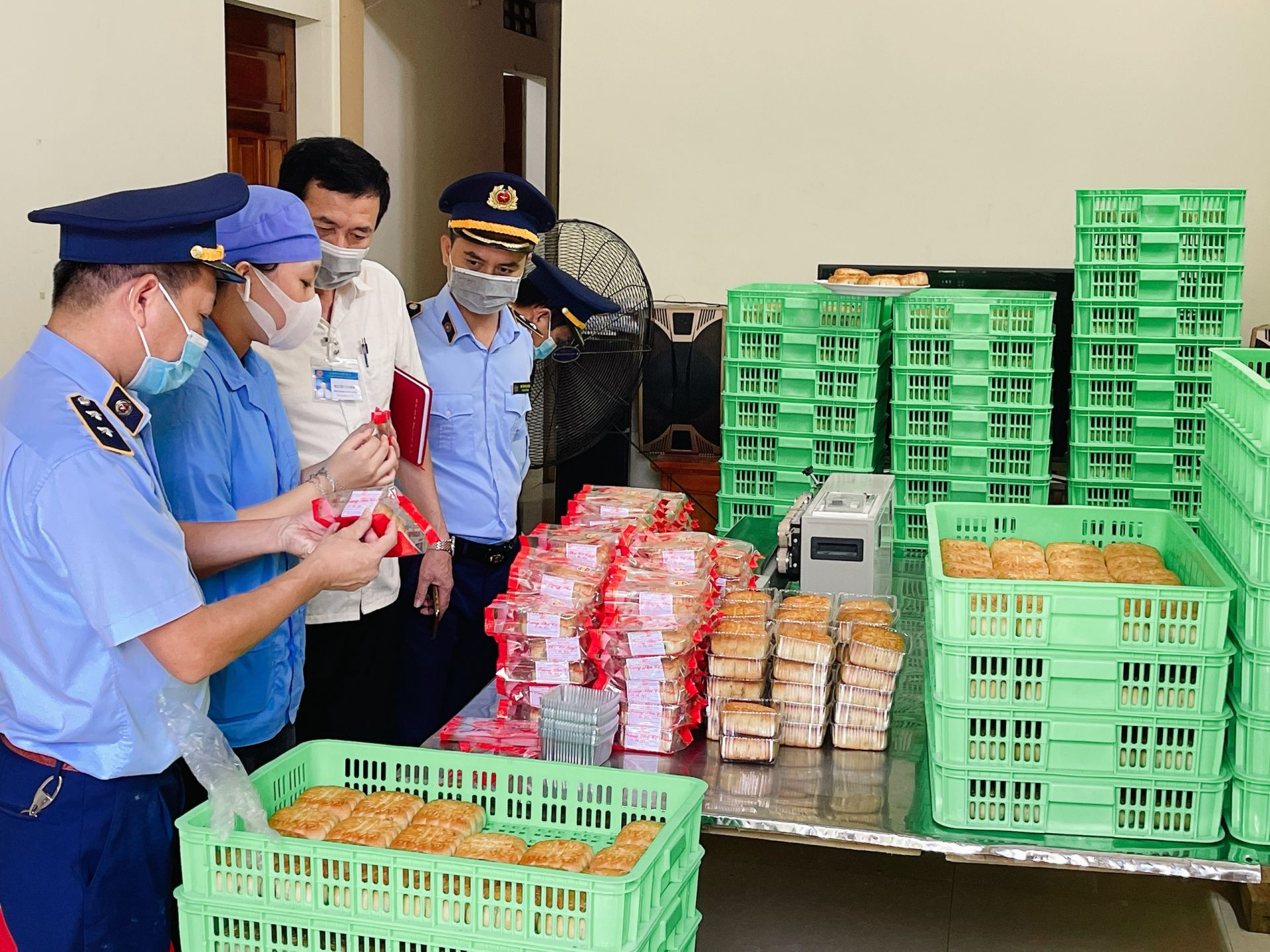 Lực lượng Quản lý thị trường Lạng Sơn tăng cường kiểm tra