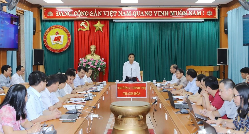 Bí thư Tỉnh ủy Thanh Hóa thăm và làm việc với Trường Chính trị tỉnh