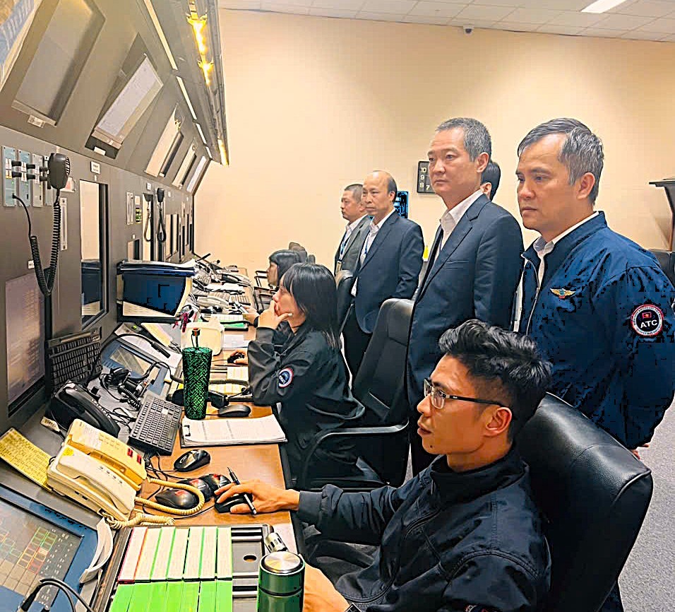 VATM triển khai nhiều giải pháp bảo đảm an toàn trong điều hành bay