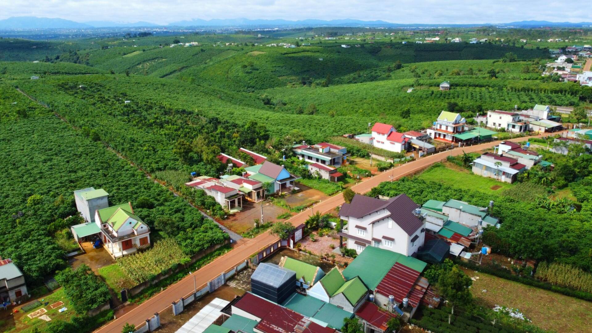 Tháo gỡ, xử lý vướng mắc liên quan đến tính tiền sử dụng đất đối với hộ gia đình, cá nhân khi chuyển mục đích sử dụng đất nông nghiệp sang đất ở.