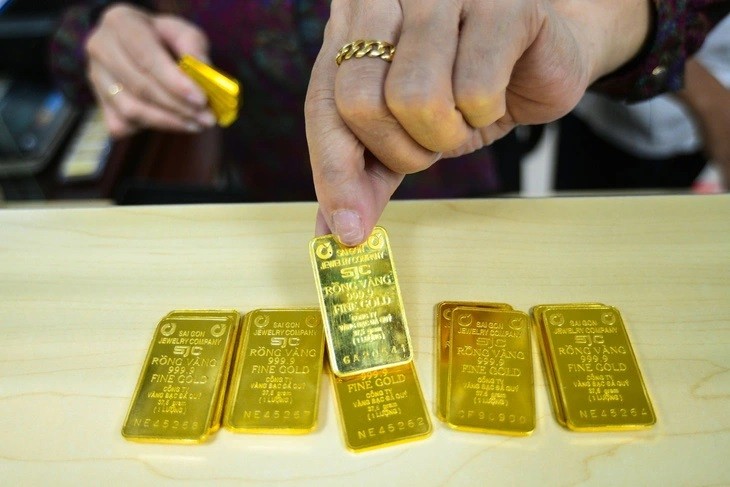 Giá vàng hôm nay 10/9: Vàng trong nước bật tăng trở lại Giá vàng hôm nay 10/9: Vàng trong nước bật tăng trở lại