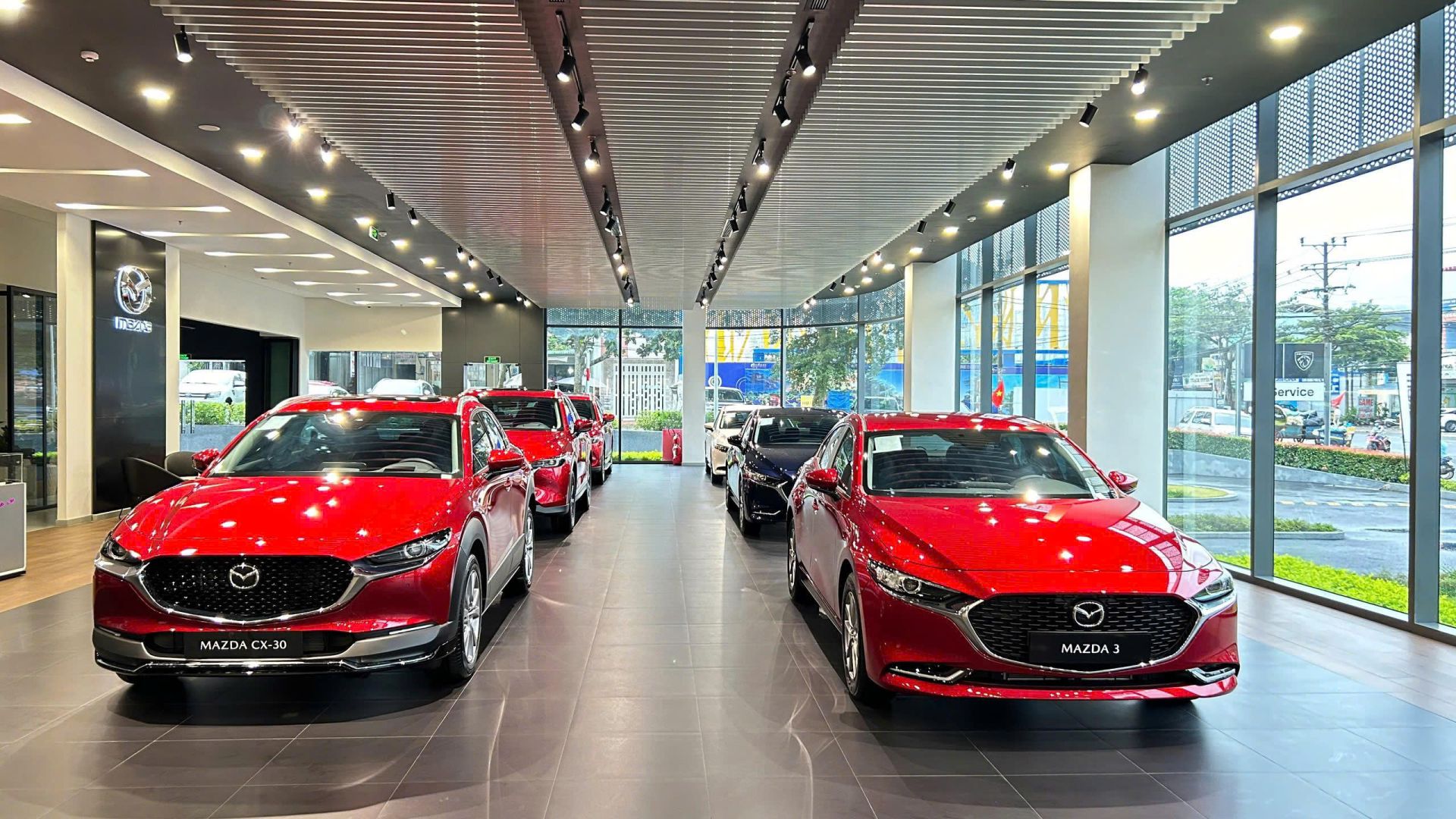 Chương trình “Thu cũ – Đổi mới” được triển khai tại hệ thống showroom THACO AUTO trên toàn quốc