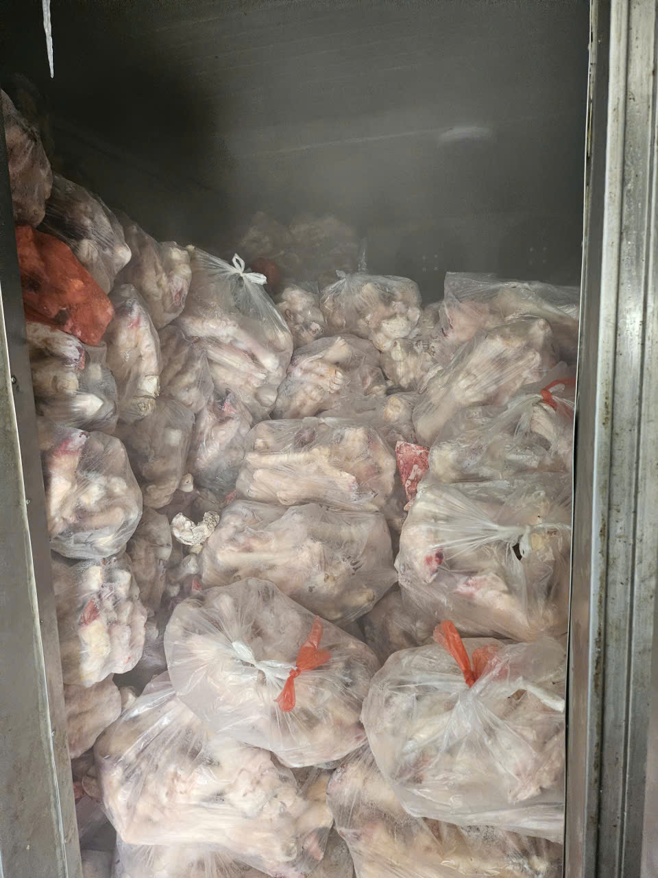 Lô hàng hóa vi phạm bị tạm giữ Lô hàng hóa vi phạm bị tạm giữ