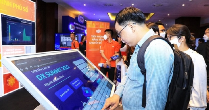 Ngành Nội vụ đặt mục tiêu đột phá về chuyển đổi số: Mỗi cán bộ phải trở thành "con người số"