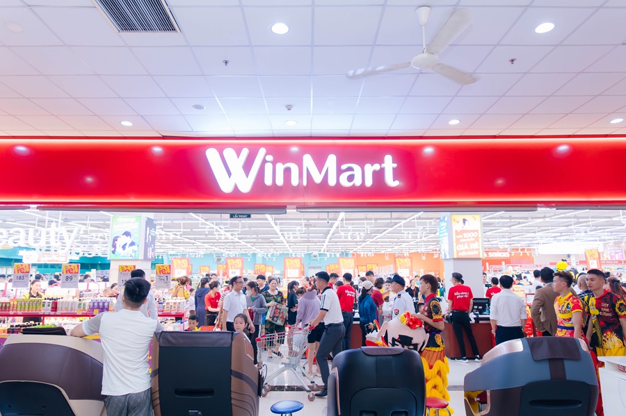 WinMart thu hút đông đảo khách hàng với chương trình giảm giá hàng thiết yếu dịp khai trương