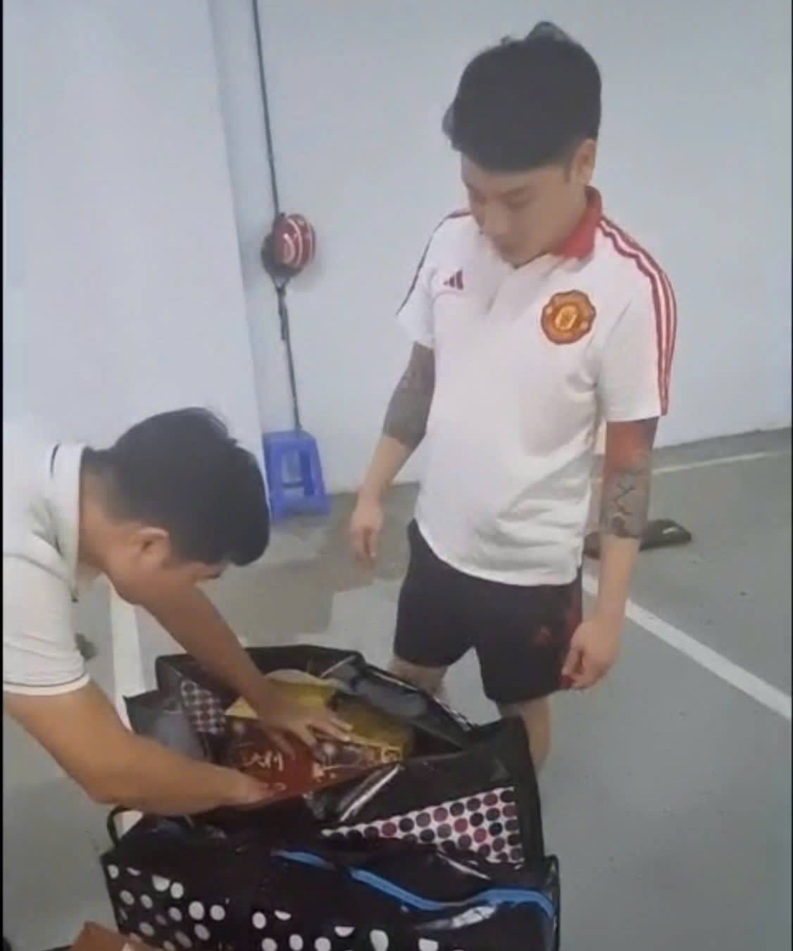 Lào Cai phát hiện, bắt giữ đối tượng lừa đảo, chiếm đoạt tài sản bằng thủ đoạn mua bán hàng qua mạng xã hội