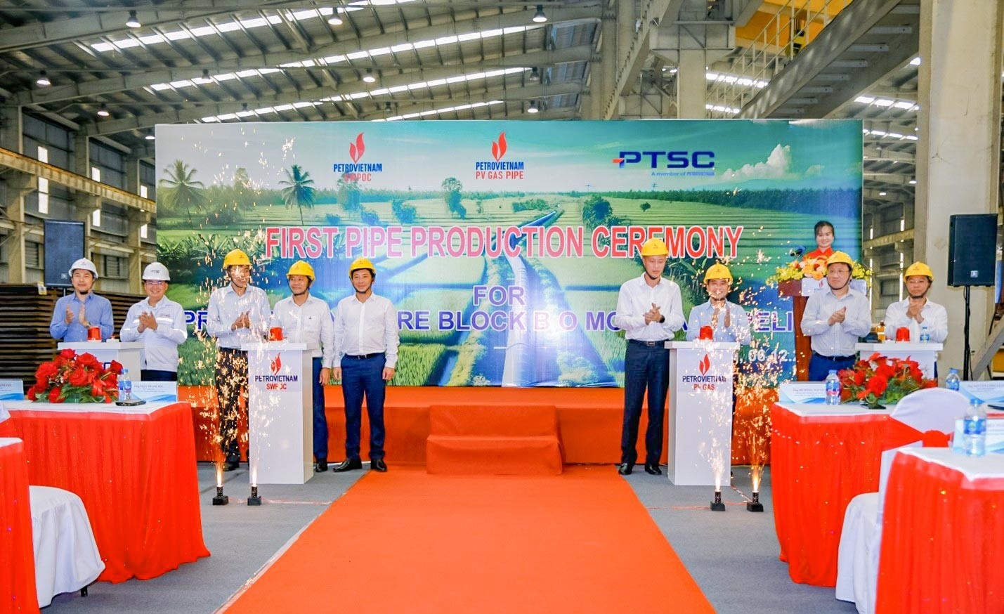 Lễ phát lệnh sản xuất ống thép đầu tiên thuộc Dự án Onshore Block B – Ô Môn Gas Pipeline