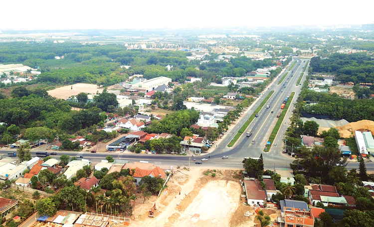 Tăng tốc bồi thường, bàn giao mặt bằng để thúc đẩy đầu tư công ở Bình Dương