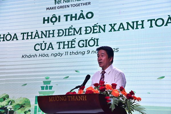 Ông Nguyễn Long Biên- Phó Chủ tịch UBND tỉnh Khánh Hòa phát biểu chúc mừng