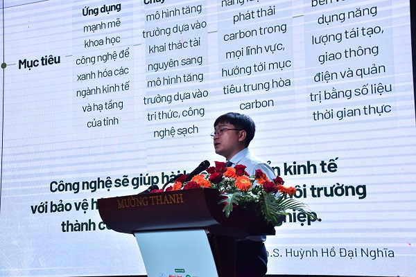 Tiến sĩ Huỳnh Hồ Đại Nghĩa tham luận