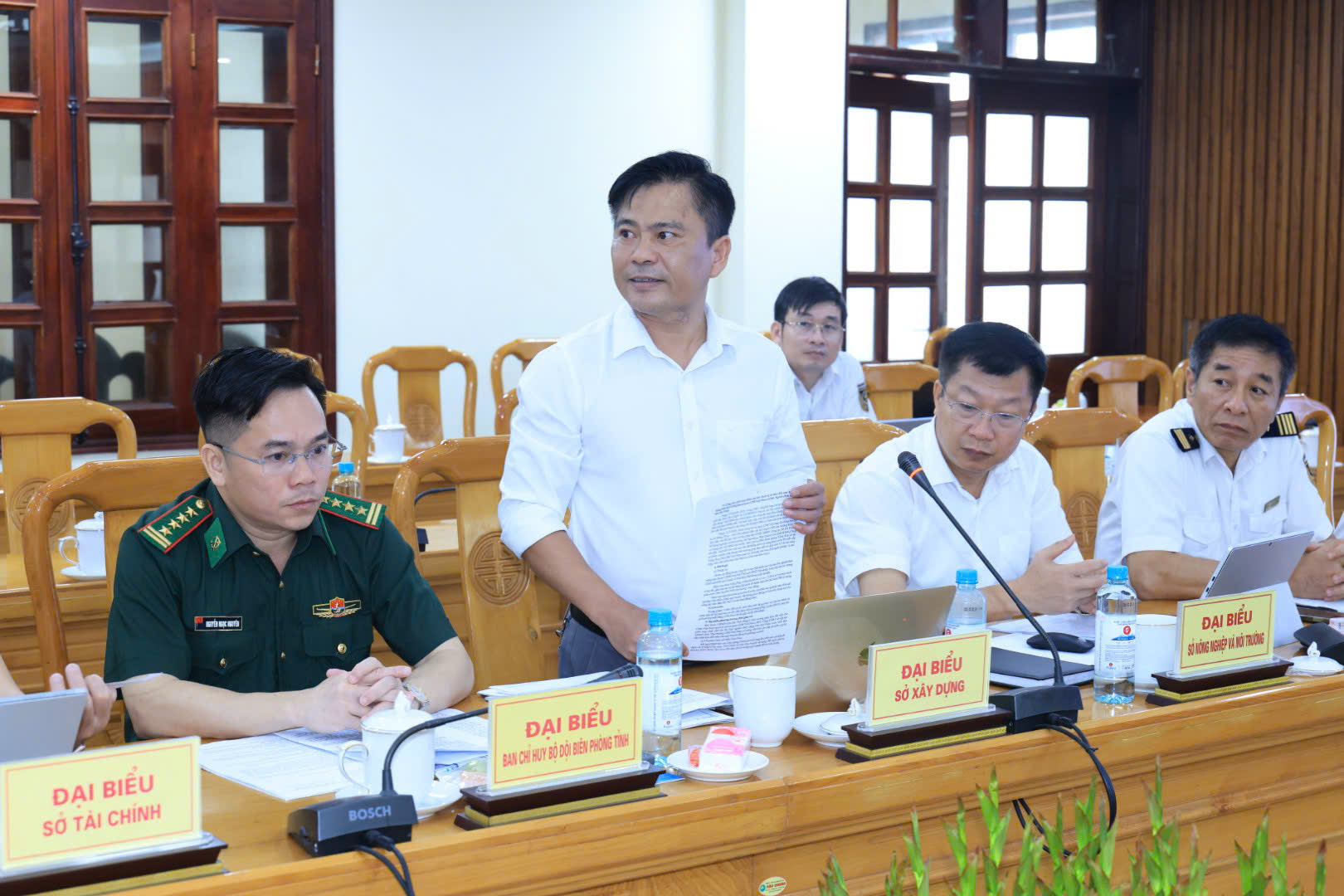 Đại diện cơ quan chức năng UBND tỉnh Hà Tĩnh phát biểu ý kiến