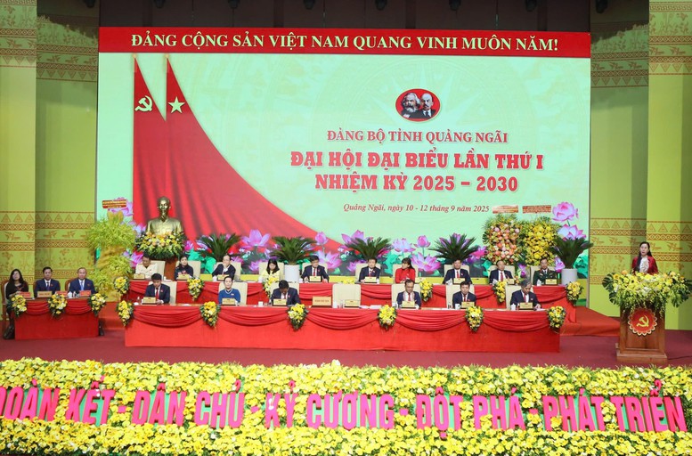 Quảng Ngãi quyết tâm đạt tăng trưởng hai con số, trở thành cực tăng trưởng miền Trung – Tây Nguyên