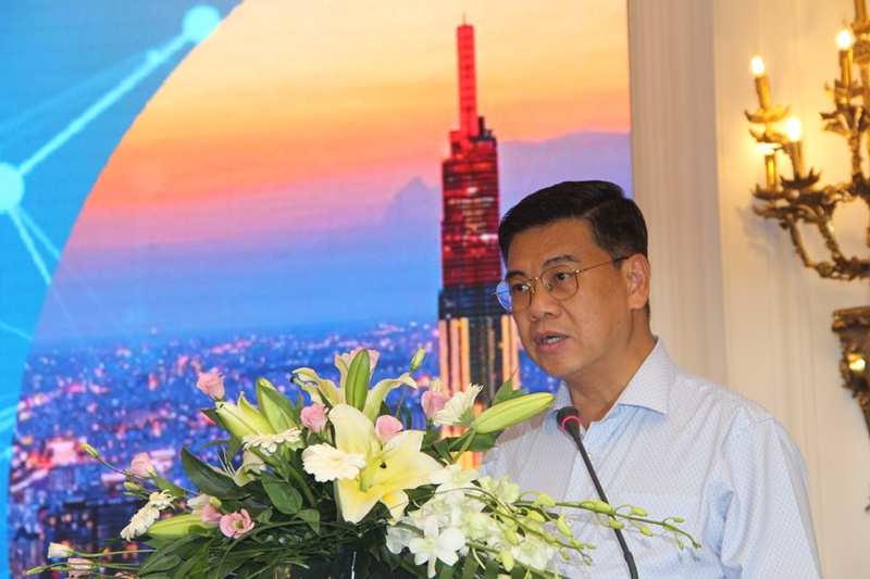 Phó Chủ tịch UBND TP. HCM Nguyễn Văn Dũng