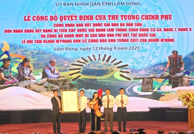 Lâm Đồng: Đàn đá Đắk Sơn được công nhận là bảo vật quốc gia