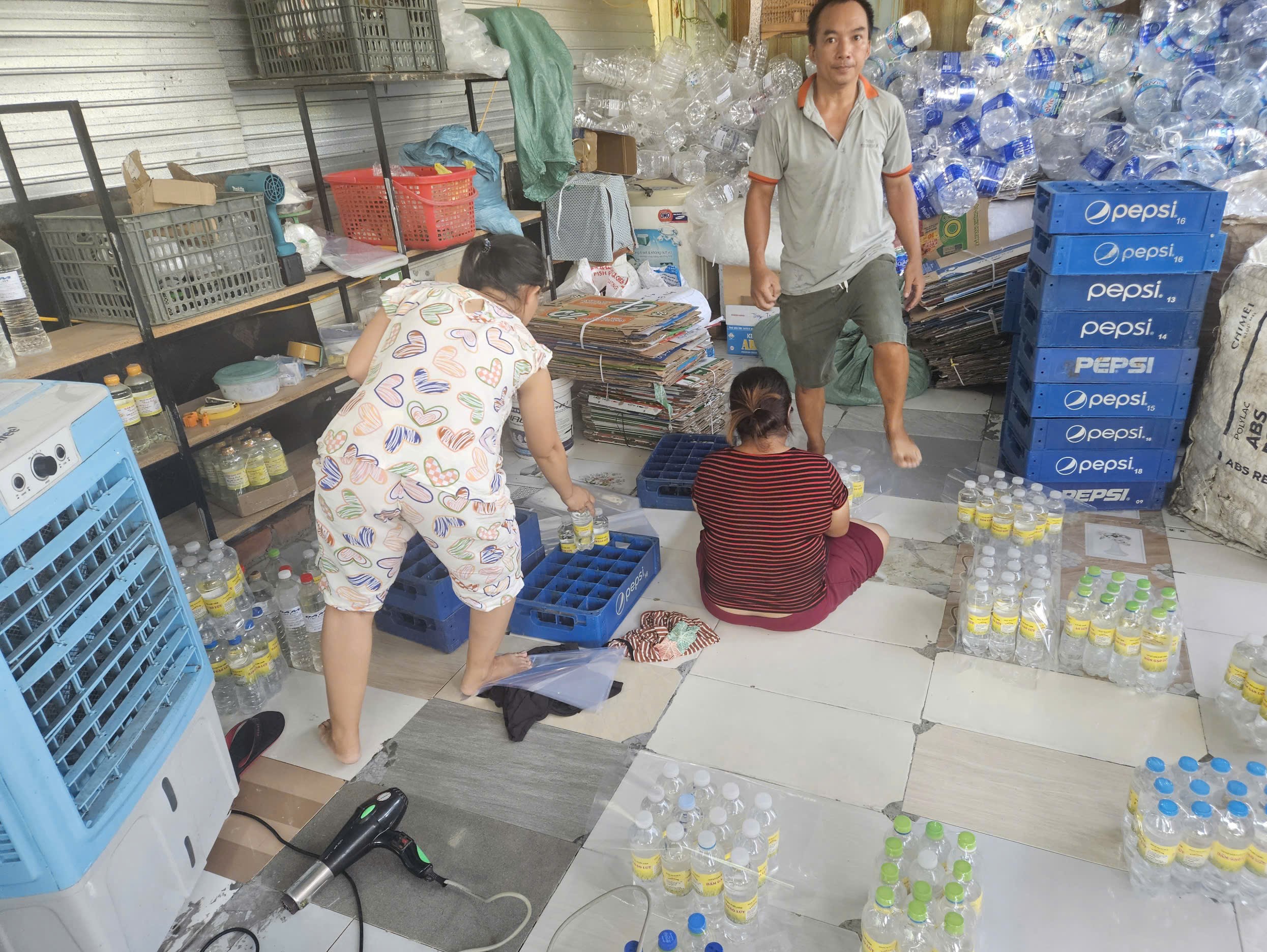 Hiện trường vụ việc. Hiện trường vụ việc.