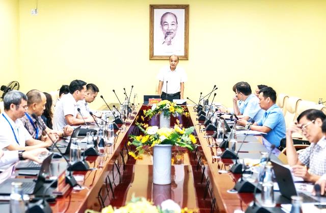 Phó Chủ tịch UBND TP. Đà Nẵng Lê Quang Nam chủ trì cuộc họp xem xét đề xuất đầu tư Dự án LRT Đà Nẵng - Hội An.