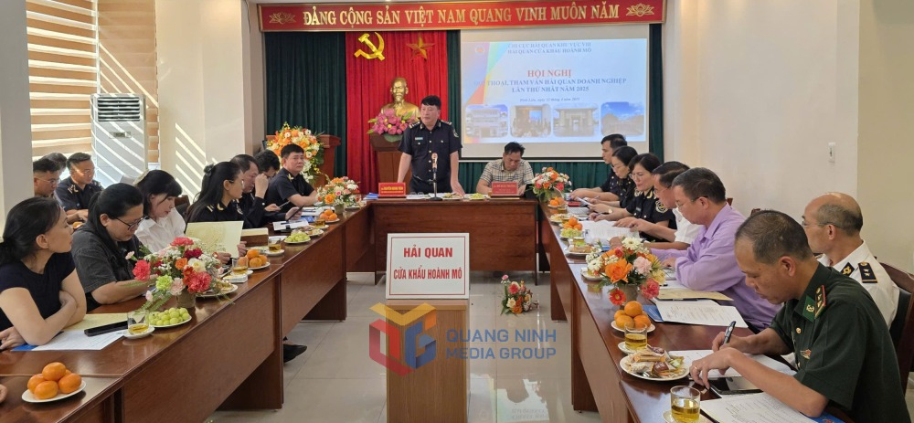 Hải quan Hoành Mô tham vấn, đối thoại với 25 doanh nghiệp có hoạt động XNK thường xuyên qua địa bàn (tháng 4/2025).