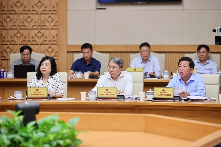 Lãnh đạo các bộ, ngành tham dự Phiên họp - Ảnh: VGP/Nhật Bắc