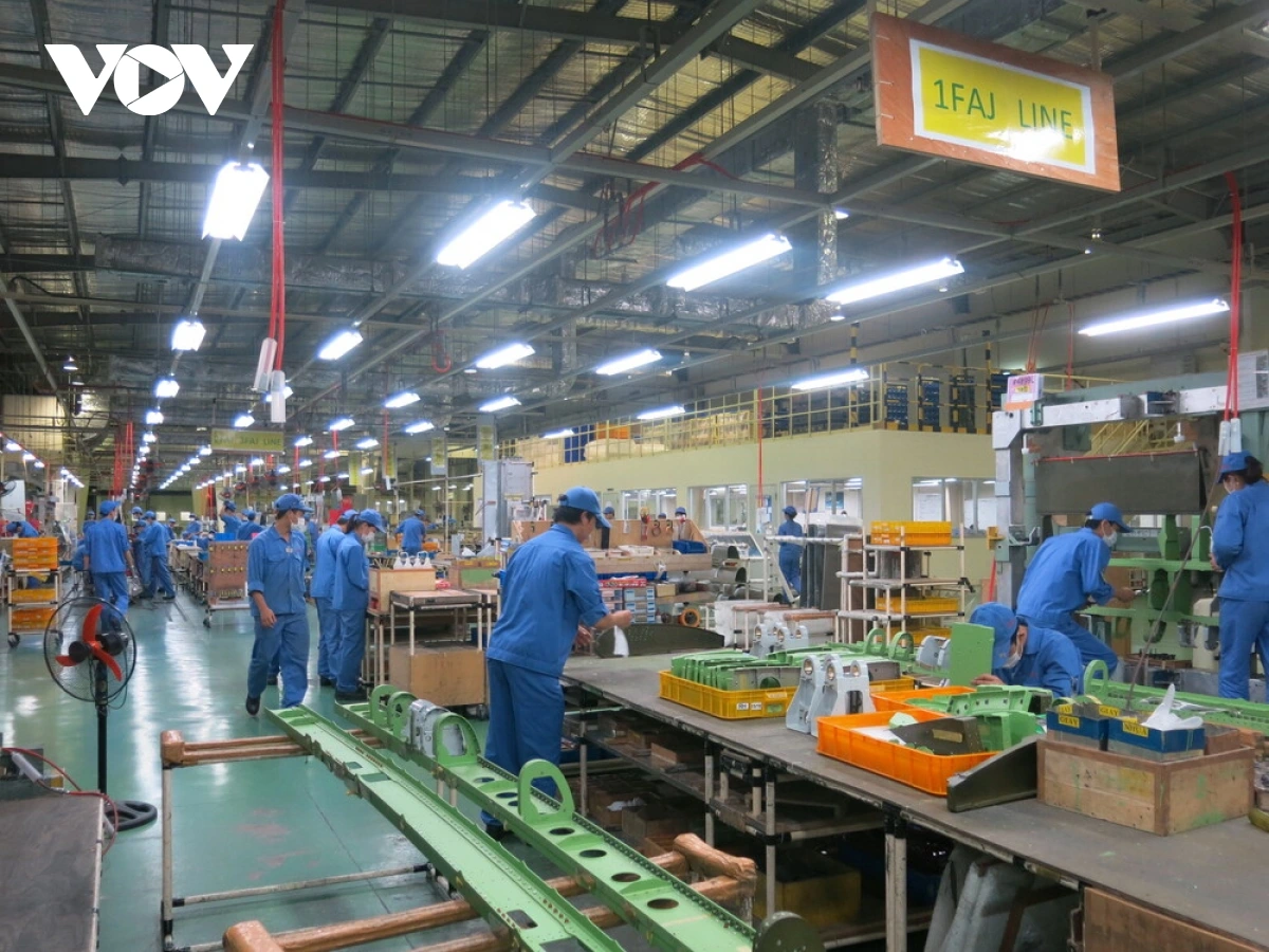 Tính chung tám tháng năm 2025, kim ngạch xuất khẩu hàng hóa của nước ta đạt 305,96 tỷ USD, tăng 14,8% so với cùng kỳ năm trước.